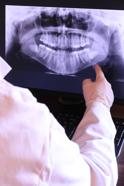Best Cracked Tooth Emergency Dentist  in Mondovi, WI